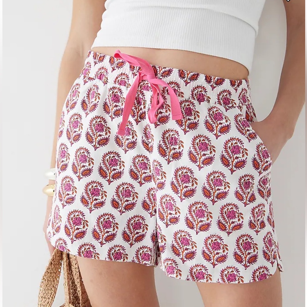 J. Crew seaside linen-blend short in bouquet block print. Size L